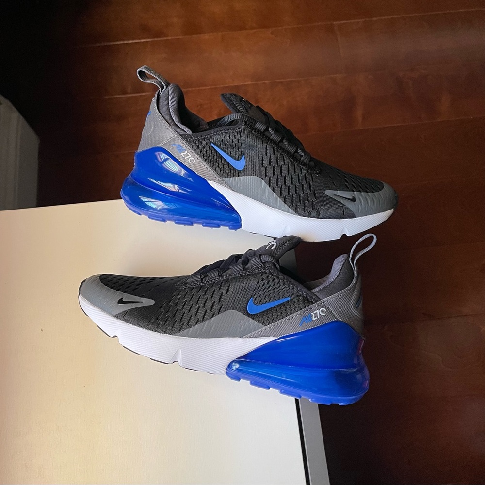 Women’s Nike Air Max 270 Black Hyper Royal Size 5.5